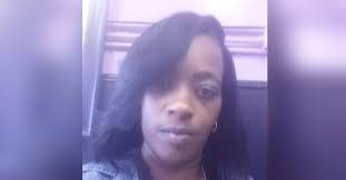 Marion Holley's Instagram, Twitter & Facebook