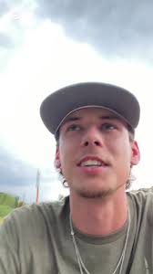 Henley and Friends: Episode 1 @Mario Botan