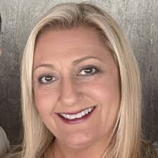 Visiting the Sapiens booth at the LIMRA Distribution Conference with Megan  Yarbrough, Michelle Brands, Joanne Collins, and Jason Kozlowski