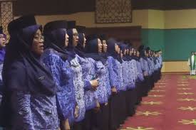 Gaji pt khong guan / gaji pt khong guan : Sederet Keuntungan Jadi Pns Dapat Gaji Ke 13 Hingga Tunjangan Pulsa Halaman All Kompas Com