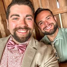 Who are reliable contractors for whole home renovations in Lewisburg?