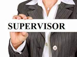 Supervisor adalah seseorang yang memiliki tugas memantau (mengawasi, mengelola) beberapa karyawan perusahaan di bawahnya di area kerja tertentu. 15 Tugas Supervisor Pengertian Fungsi Dan Tanggung Jawab