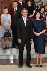 Here are 5 things he said and did for his then girlfriend (now wife) which we thought was quite sweet. Chan Chun Sing Wife