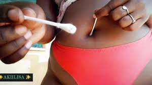 Navel fetishpoking bellybutton with an earbudAkiilisa pornhub free video