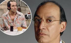 Gregory Sierra, a regular