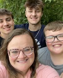 TakeoverTuesday! It's Medical Laboratory Professionals Week! Meet Kim  Stevens, Phlebotomist at Holzer Medical Center Jackson! Kim has worked with  Holzer for 8 years. Her favorite part of work is meeting new patients