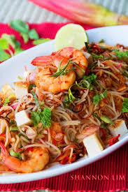 When shopping for fresh produce or meats, be certain to take the time to ensure that the texture, colors, and quality of the food you buy is the best in the batch. Noodles Bee Hoon
