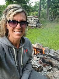 Idaho Housekeeper Offers Cleaning Services and Shares Experience