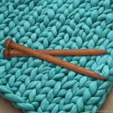 Buy chunky knitting needles and get the best deals at the lowest prices on ebay! Giant Knitting Needle For Thick Yarn Made Of Wood 25mm 400 12 Kupit Na Yarmarke Masterov Ern8bcom Spicy Novokuznetsk