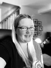 Lisa Breese's Instagram, Twitter & Facebook