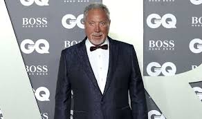 My new album 'surrounded by time' coming 23rd april tomjones.lnk.to/surroundedbytime. Tom Jones Weight Loss Shock Jones Reveals How He S Now Got A 12 Pack Celebrity News Showbiz Tv Express Co Uk
