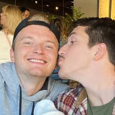 Lane Farnsworth and Nicole Kovach's Wedding Website