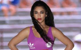In fact, a rep for the org. Beyonce Wears Flo Jo Costume By Death By Dolls L Vogue Arabia