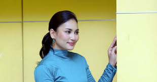 Kontroversi yang tercetus di majlis fenomena aidilfitri 2017 yang membawa ketegangan kepada dua pelakon jelita, nora danish dan fasha sandha masih hangat diperkatakan. Showbiz I M Sorry Says Fasha Sandha