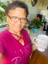 Quirky country music song titles and dog collar replacement