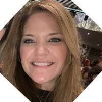 Dawn Lakin's Instagram, Twitter & Facebook