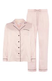 White floral print pyjamas set. Primark Pink Satin Pyjama Set 10 Roupas Pijamas Roupa Noturna Pijama Feminino