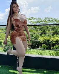 Me gusta la foto 2 🫢💚🤎 post elsalvador angiebeltran9 angiebeltran  fotos naturaleza vestido chalate