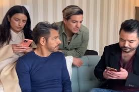 Eugenio derbez y la relación con su hijo josé eduardo. El Es El Primer Hijo Adoptivo De Eugenio Derbez E Consulta Com 2021