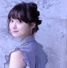 ボード 美少女 のピン