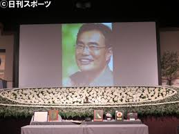 弦哲也氏「たくさんのヒット曲を出したヒットメーカー」作詞家喜多條忠さん「偲び送る会」 - おくやみ : 日刊スポーツ