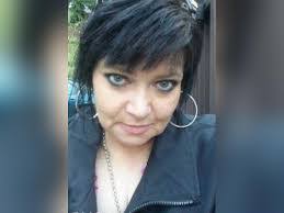 Elisha Stark's Instagram, Twitter & Facebook