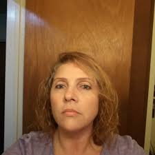 How to care for a struggling Sempervivum tectorum (Hens and Chicks) plant?