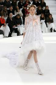 Best Chanel Wedding Dresses These Are The Celebrity Chanel Brides To Know In 2020 Chanel Wedding Dress Wedding Dresses High Low Wedding Dresses