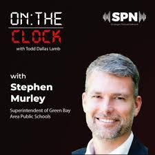 Diana Reaume's Instagram, Twitter & Facebook