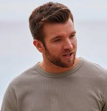 Wonder if I can get Merry Christmas from 50 states. ❄️🎁🎄 #homeandaway