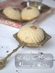 Ces gâteaux se conservent 1 mois dans une boite accueil/gateau sec/ghribia ou el ghribiya aux noix gâteau algérien facile. Gateau Sec Naturel Au Sucre Ghribia Ghribiya Avec L Huile Ta3 Ezit Le Blog De Recette De Ratiba Gateaux Algeriens Cuisine Facile Gateau Facile Blog Recette Ghribia Recette Ghribia Les