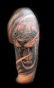 I own and operate old crow tattoo. Realistic Tattoo Artist San Francisco Bay Area Polynesian Tattoo Realistic Tattoo Artists Tattoo Artists
