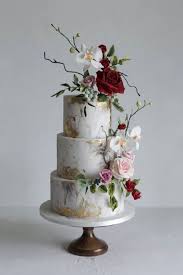 The Wedding Cake Trends That Are Defining 2019 7 Life Stories Modern Wedding Cake Groom Wedding Cakes Floral Wedding Cakes