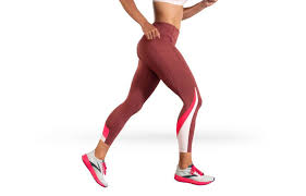Find your women's running leggings here in black, capri, cropped, or full length style. Leggings With Pockets 2021 Best Tights For Running