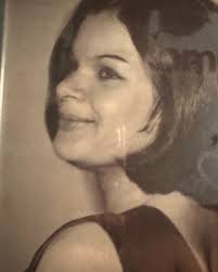 Doña Zunilda Castillo. Una gran estoica dominicana. Una mujer divina. Paz a  su alma. Respeto a su memoria.