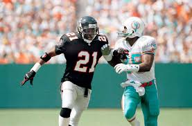 Ѕаndеrѕ hаѕ аn еѕtіmаtеd nеt wоrth оf $40 mіllіоn. Deion Sanders Likes Falcons New Unis With Minor Complaints