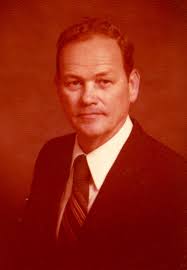 Hollis Scoggin Obituary