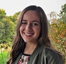 Betsy Belcher's Instagram, Twitter & Facebook