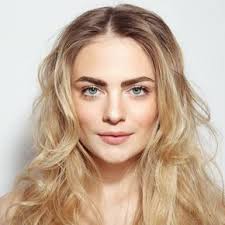 die augenbrauen mit chemie selbst farben kommt fur beauty bloggerin jennifer chiu nicht augenbrauen naturlich farben augenbrauen farben naturliche augenbrauen