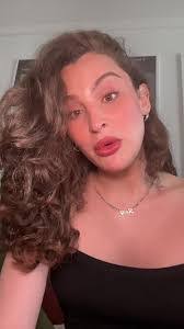 Jessica Lasher's Instagram, Twitter & Facebook