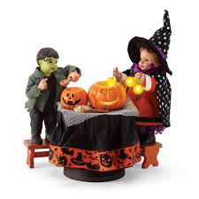 We bring you the exclusive range of outdoor lighted led christmas, halloween, thanksgiving, st. Department 56 Possible Dreams Carving Pumpkins Lighted Halloween Figure Department 56 Department 56 Collectible Possible Dreams Halloween Decor Halloween Collectibles