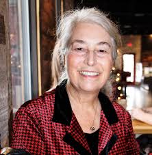 Linda Hitchcock, Author at Bowling Green Living