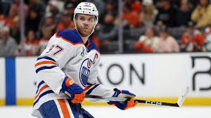 Oilers' superstar captain Connor McDavid wins Ted Lindsay Award
