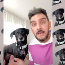 Un bombero adopta a la perra con la que posó en un calendario solidario