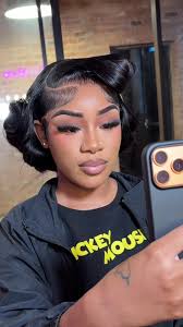 Chicago Makeup Artist Shares Captivating Transformation
