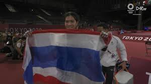ล่าสุดวันนี้ (24 ก.ค.) น้องเทนนิส พาณิภัค วงศ์พัฒนกิจ ก็ไม่ทำให้แฟนๆ ชาวไทยผิดหวัง สามารถคว้าเหรียญทอง จากการแข่งขันกีฬาเทควันโดในศึกโอลิมปิก. Iiar Zuyiwuilm
