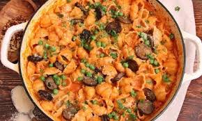 Pasta With Vodka Sauce Sausage And Peas Recipe Recipe Vodka Sauce Pasta Vodka Pasta Vodka Sauce