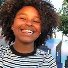 Violet Gonzales's Instagram, Twitter & Facebook