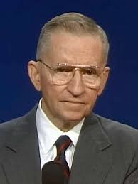 44 Ross Perot Image: PICRYL