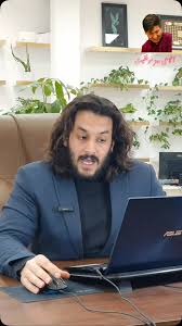 This bool, belonging to Ned Kelly and worn during the last stand at  Glenrowan, was awarded to Jesse Dowsett for his role in Kelly's capture.  Dowset was raincy guard of the special